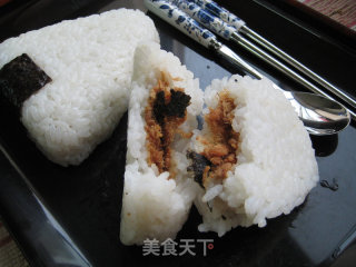 肉松饭团的做法步骤：15