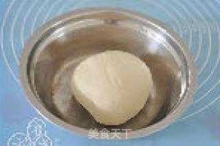 毛毛虫面包的做法步骤：1