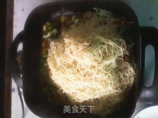菜椒炒油面的做法步骤：5