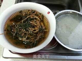 干菜粉丝馅饼的做法步骤：9