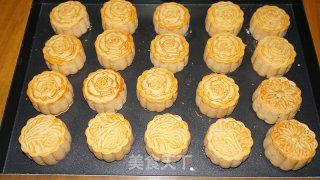 广式白豆沙月饼的做法步骤：11