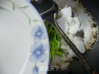 青椒肉丝年糕炒面的做法步骤：6