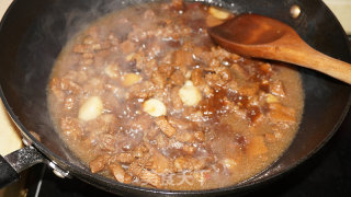 美味红烧肉的做法步骤：8