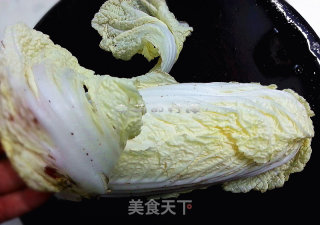 可爱如白玉的大白菜炒肉片的做法步骤：2