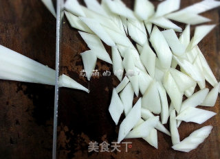 可爱如白玉的大白菜炒肉片的做法步骤：4