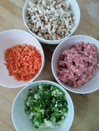 香菇猪肉饺子的做法步骤：4