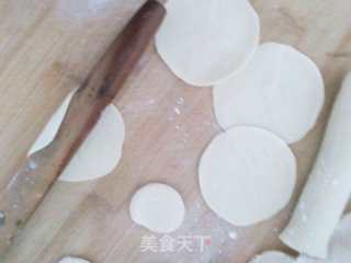 香菇猪肉饺子的做法步骤：7