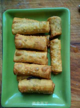 家庭版豆沙春卷的做法步骤：5