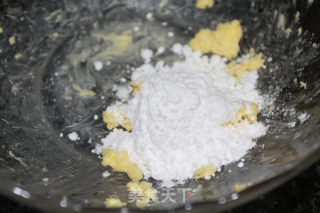 椰蓉花朵面包的做法步骤：1