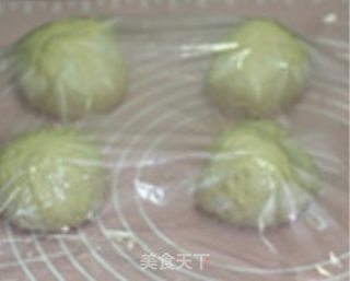 椰蓉花朵面包的做法步骤：5