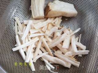 手撕蚝油杏鲍菇的做法步骤：2