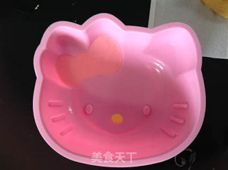 hello kitty 酸奶慕斯蛋糕的做法步骤：10