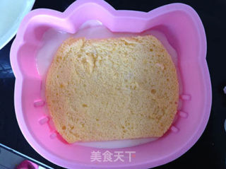 hello kitty 酸奶慕斯蛋糕的做法步骤：12