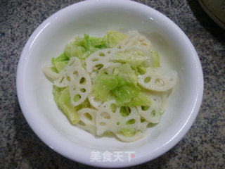 莲藕拌圆白菜的做法步骤：6