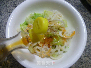 莲藕拌圆白菜的做法步骤：12
