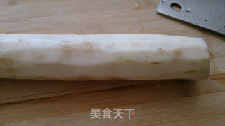 拔丝山药的做法步骤：1