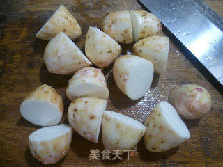 五花肉香芋汤的做法步骤：3