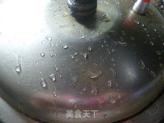 五花肉香芋汤的做法步骤：7