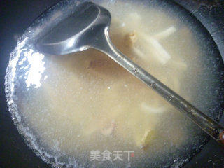 韭菜花炒鱿鱼的做法步骤：5