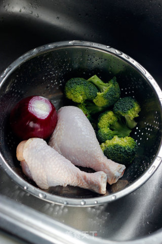 【照烧鸡腿饭】用心煮好饭的做法步骤：7