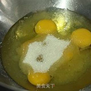 咖啡的浓香---摩卡蛋糕的做法步骤：1