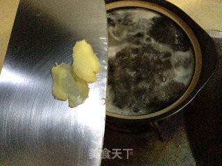 猪骨黑豆汤—养颜排毒,保持青春的做法步骤：6