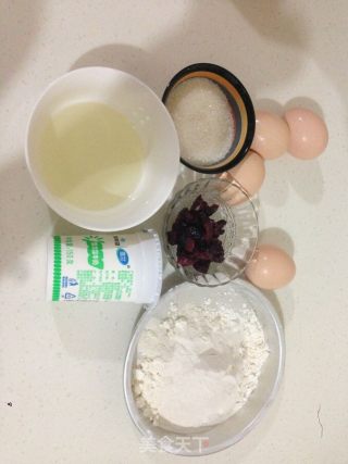 把荞麦做进蛋糕---蔓越莓荞麦戚风的做法步骤：1