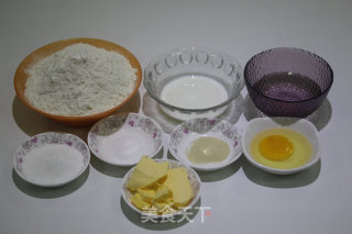 面包机做面包的方法（自制紫薯土司）的做法步骤：1