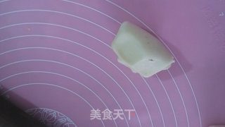 蛋黄酥的做法步骤：5