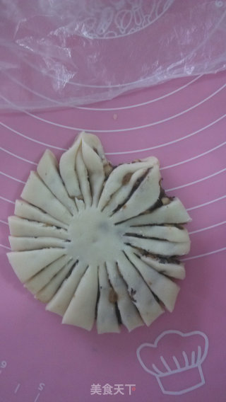 蛋黄酥的做法步骤：7