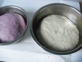 小猪豆沙包的做法步骤：4