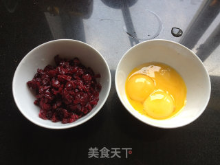 蔓越莓奶酥的做法步骤：1