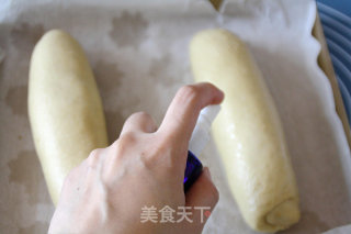 一罐啤酒第一波：【黑啤夹馅硬质面包】的做法步骤：15