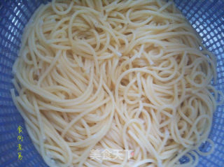肉酱意大利面的做法步骤：11