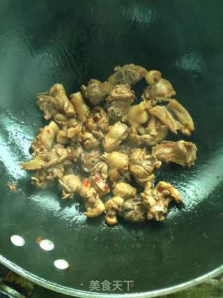 干锅香菇鸡的做法步骤：3