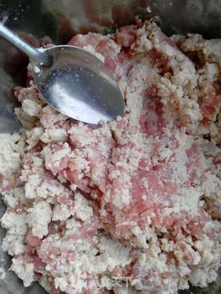 清蒸豆腐肉丸的做法步骤：2
