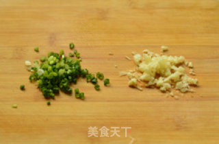 番茄鸡蛋的做法步骤：2