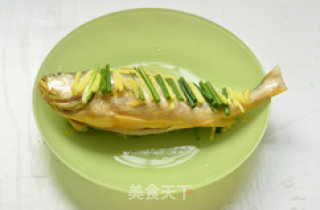 清蒸黄花鱼的做法步骤：5