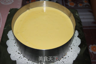 芒果慕斯蛋糕的做法步骤：11