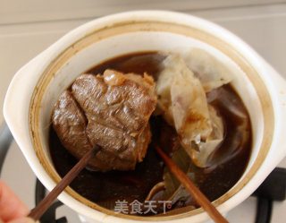 老爸的拿手菜：【家传卤水牛腱】的做法步骤：17