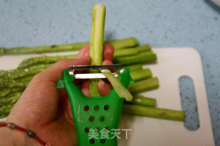 天然清新好味道：【清炒芦笋杏鲍菇】的做法步骤：2