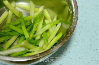 天然清新好味道：【清炒芦笋杏鲍菇】的做法步骤：4