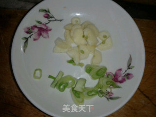 宫爆杏鲍菇的做法步骤：2