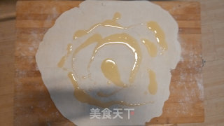 家常传统主食----葱油饼的做法步骤：10