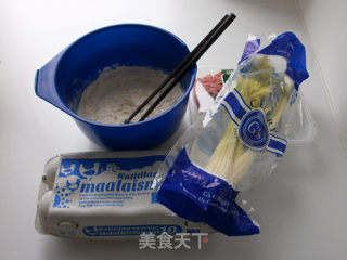 酱肉鸡蛋灌饼的做法步骤：1