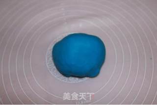 【番茄配方】翻糖小螃蟹——恋爱中的幸福的小螃蟹的做法步骤：4