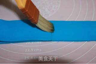 【番茄配方】翻糖小螃蟹——恋爱中的幸福的小螃蟹的做法步骤：15