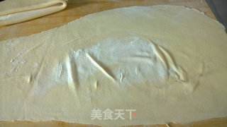 手擀面的做法步骤：3