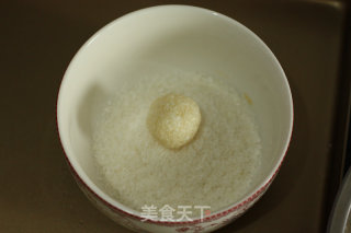 蛋白的好去处---椰丝球的做法步骤：4