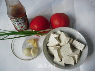 番茄烩豆腐的做法步骤：1